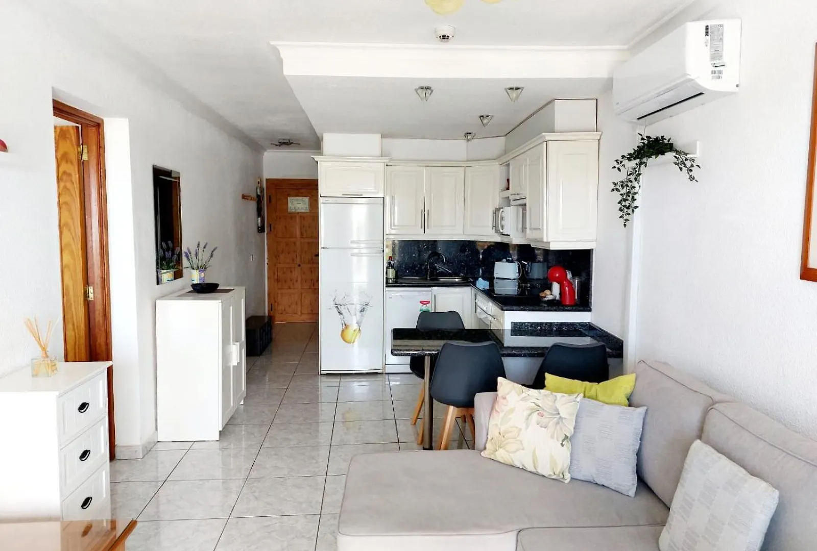 First Line Los Geranios Ocean View Apartment Air Conditioned 50 M From La Pinta Beach Costa Adeje